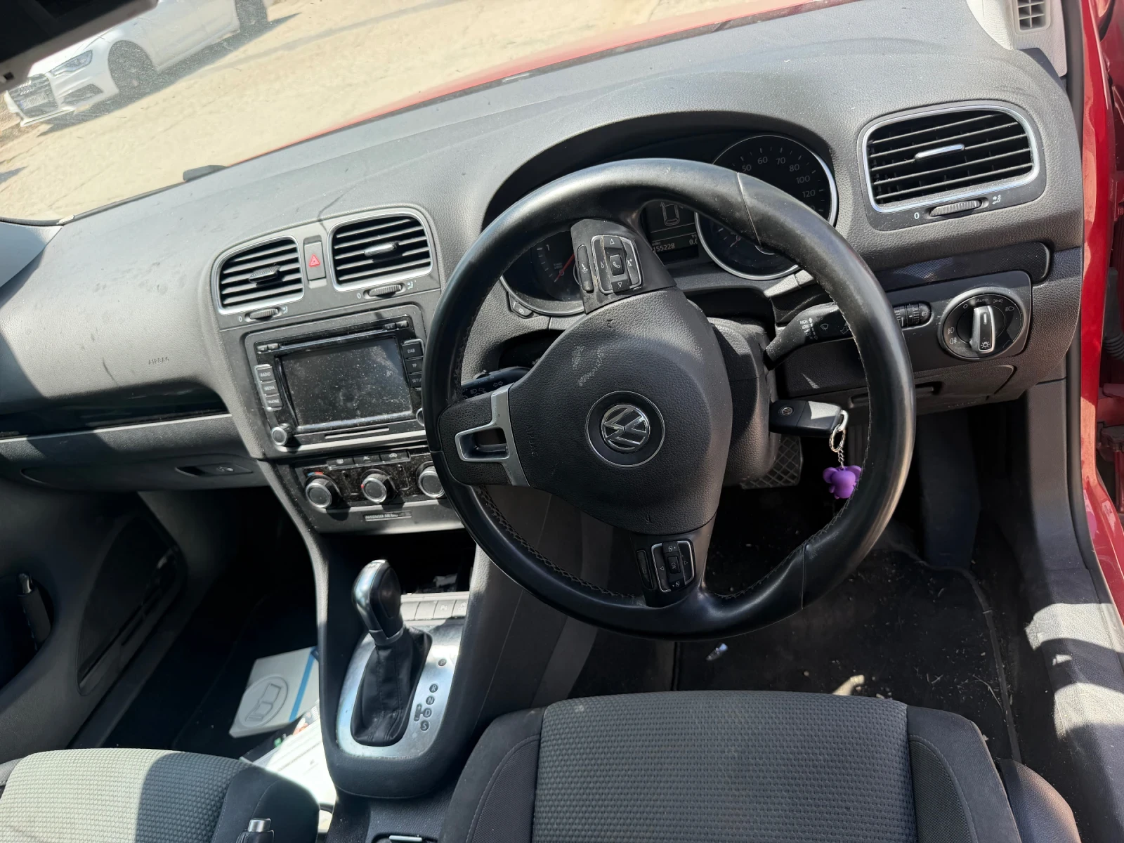 VW Golf 1.6tdi dsg, снимка 7 - Автомобили и джипове - 55323530