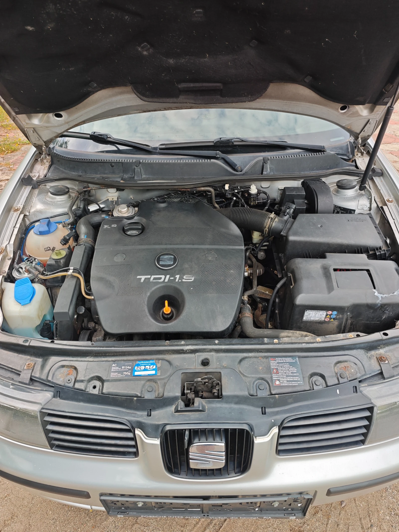 Seat Leon 1.9TDI 90 КС !!!, снимка 11 - Автомобили и джипове - 55456600