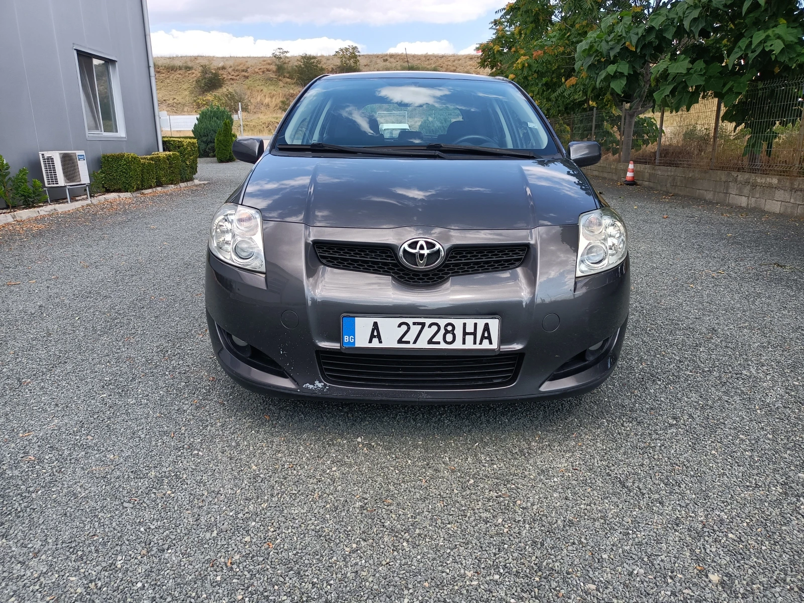 Toyota Auris 1.4 D-4D, снимка 2 - Автомобили и джипове - 55467305