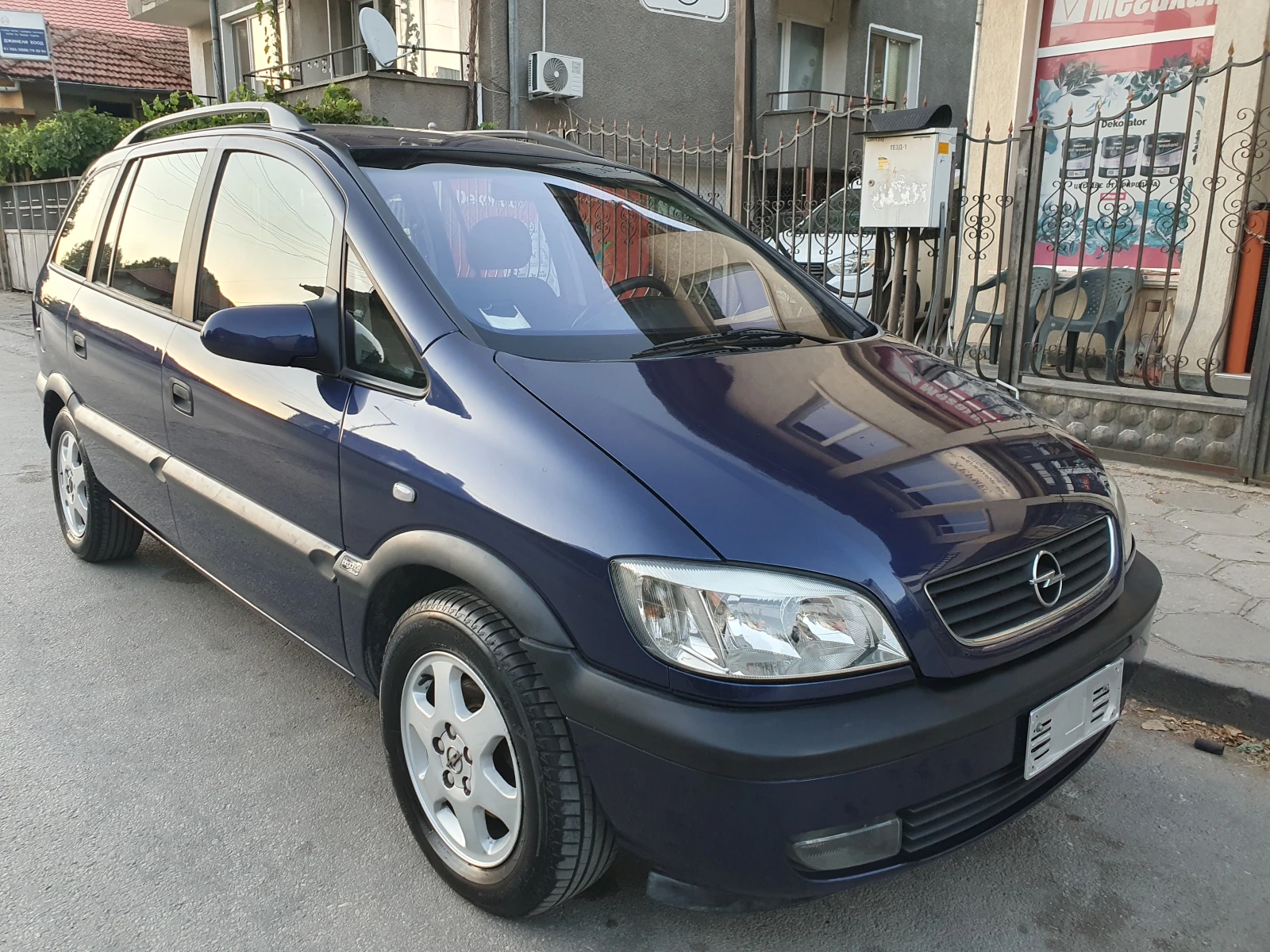 Opel Zafira 2.0D-101k.s., снимка 7 - Автомобили и джипове - 55685167