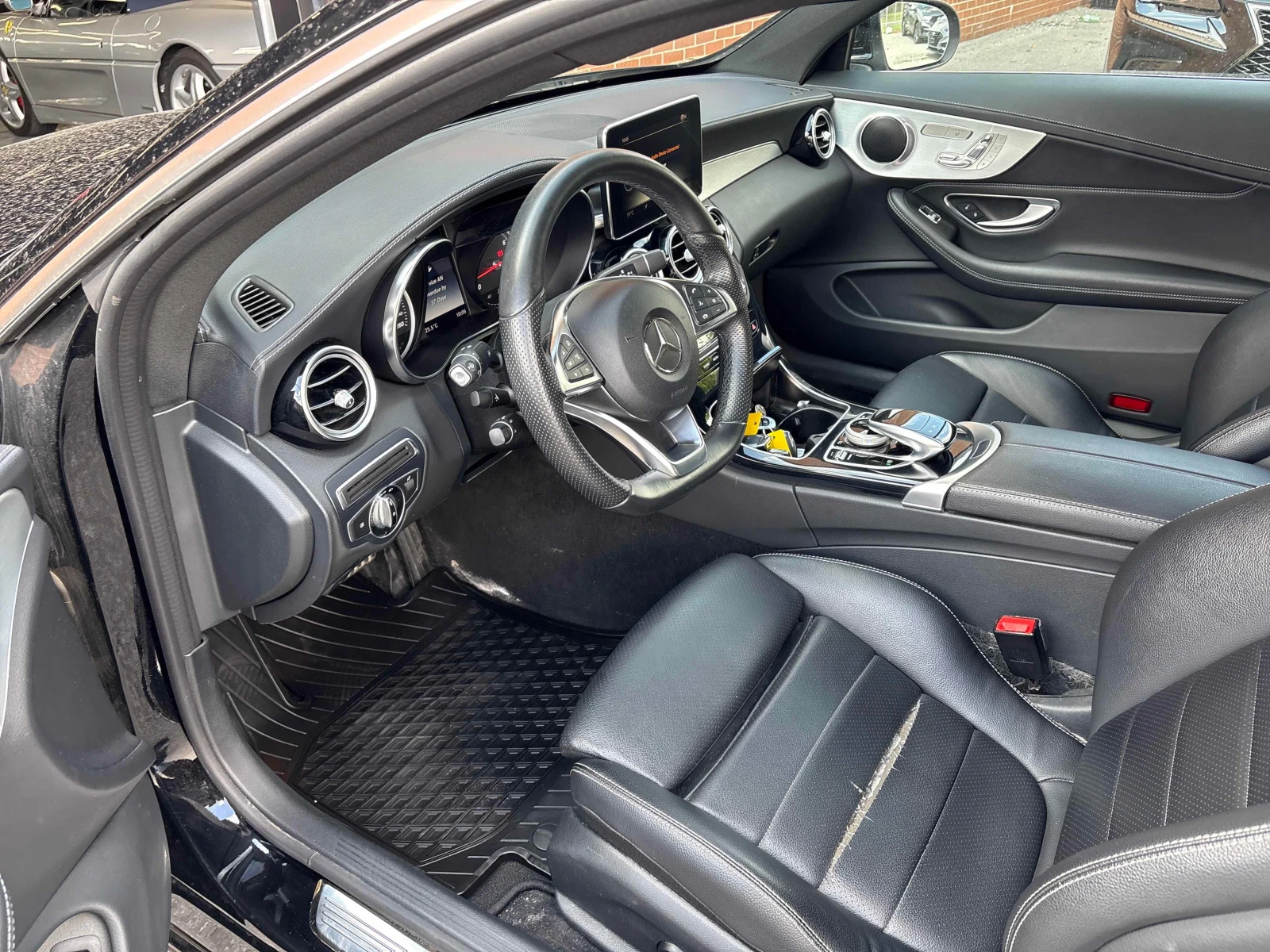 Mercedes-Benz C 300 * CARFAX * ОПЦИЯ ЗА ФИНАНСИРАНЕ * , снимка 5 - Автомобили и джипове - 55884525