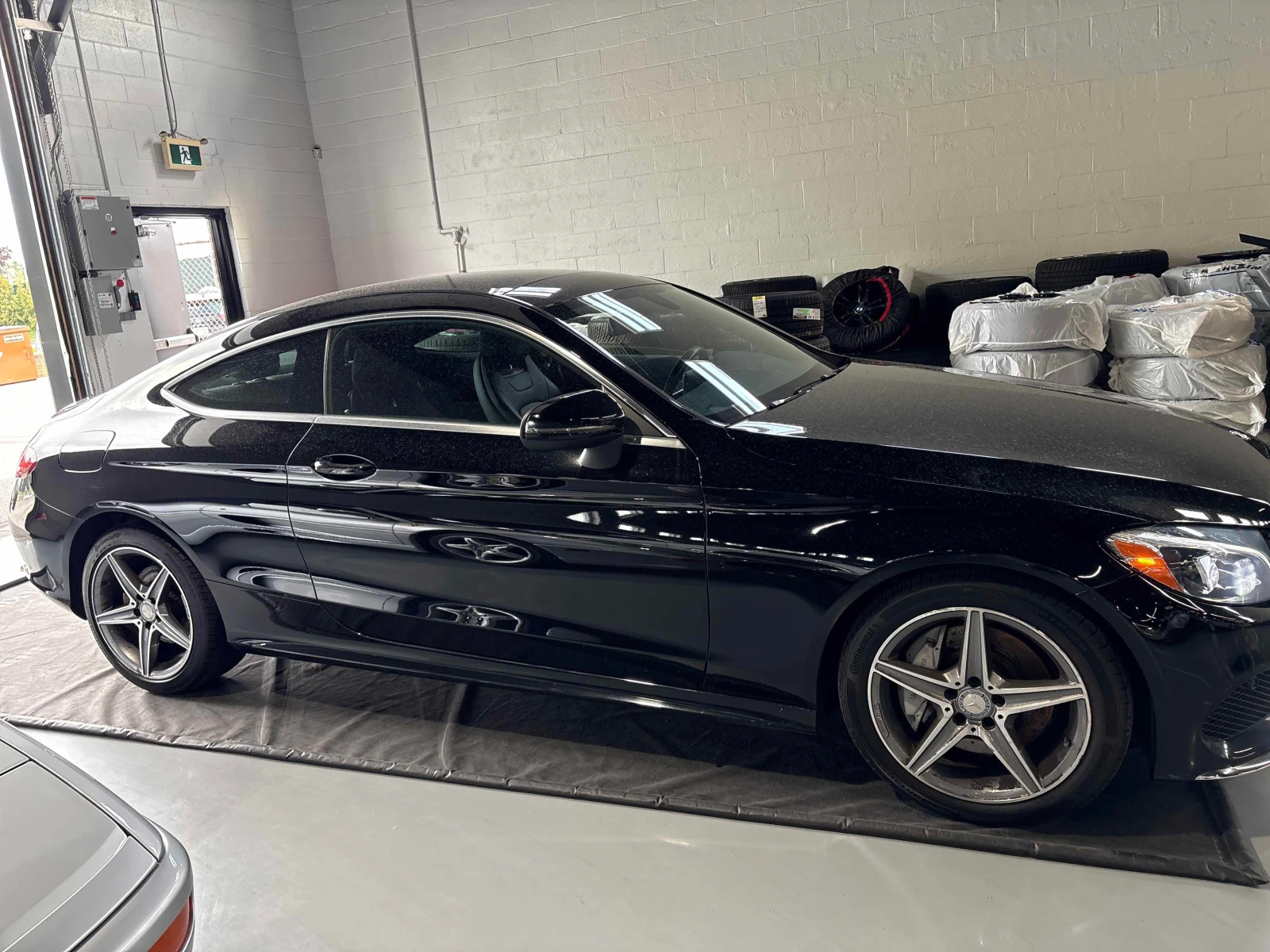 Mercedes-Benz C 300 * CARFAX * ОПЦИЯ ЗА ФИНАНСИРАНЕ * , снимка 3 - Автомобили и джипове - 55884525