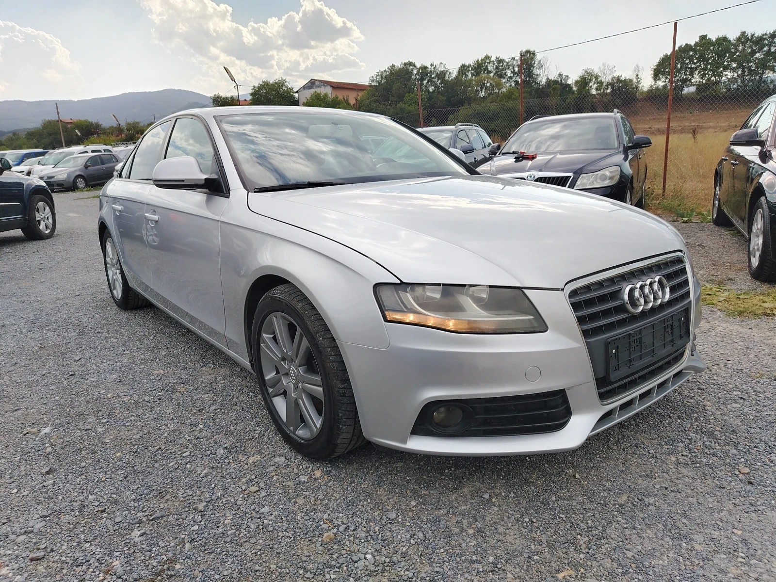 Audi A4 2.0 TDI AVTOMAT, снимка 5 - Автомобили и джипове - 55889670