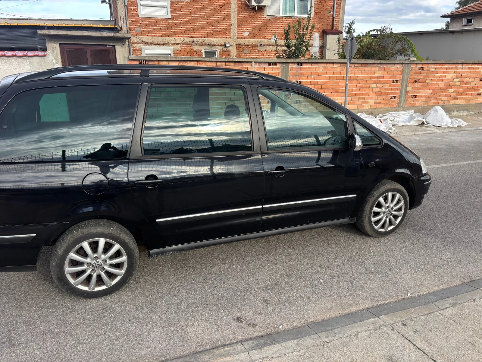 VW Sharan, снимка 3 - Автомобили и джипове - 56111477
