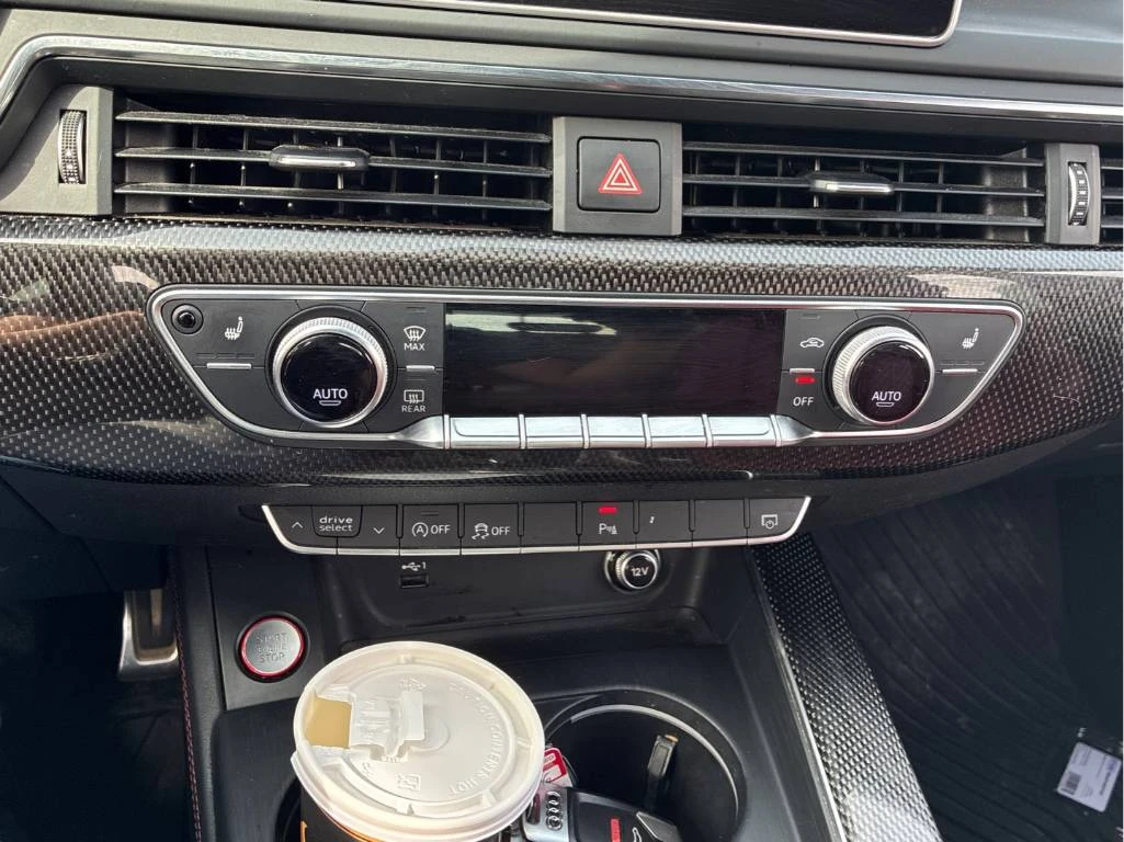 Audi S5 Sportback Technik * CARFAX* ОПЦИЯ ЗА ФИНАНСИРАНЕ* , снимка 11 - Автомобили и джипове - 56295040