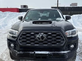 Toyota Tacoma * 4x4 Double Cab Auto * CARFAX * БЕЗ ПЪРВОНАЧАЛНА , снимка 3