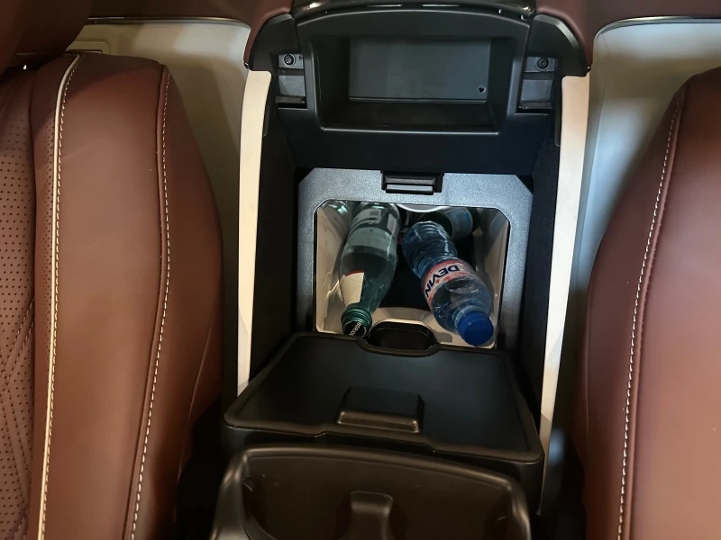 Mercedes-Benz GLS 600 GLS 600 Maybach, снимка 11 - Автомобили и джипове - 50538690