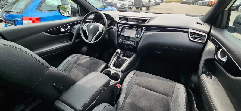 Nissan Qashqai 1.5 dCi N-Vision Panorama Navi Kamera 360, снимка 7 - Автомобили и джипове - 51487839