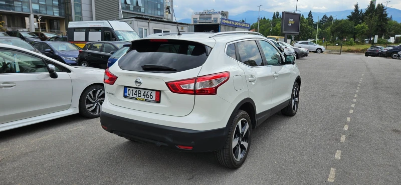 Nissan Qashqai 1.5 dCi N-Vision Panorama Navi Kamera 360, снимка 4 - Автомобили и джипове - 51487839