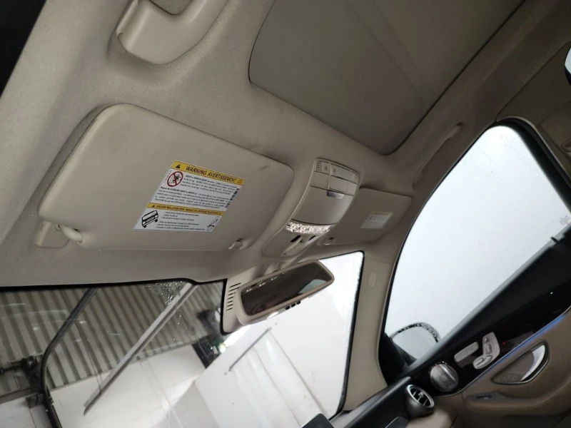 Mercedes-Benz GLC 300 * CARFAX * ЦЕНА ДО БГ, снимка 11 - Автомобили и джипове - 52751423