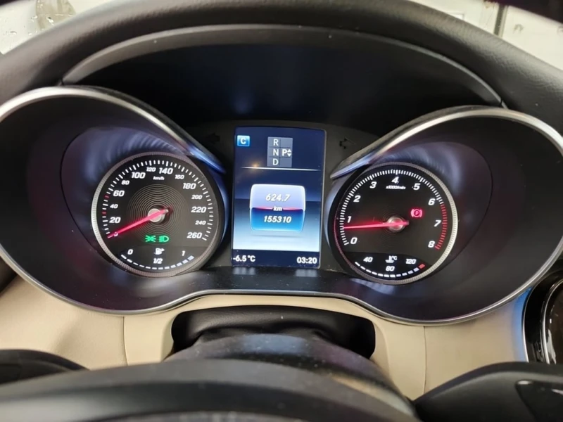 Mercedes-Benz GLC 300 * CARFAX * ЦЕНА ДО БГ, снимка 10 - Автомобили и джипове - 52751423