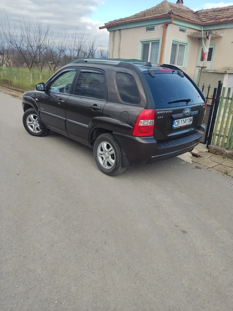 Kia Sportage ТОП СЪСТОЯНИЕ!!!, снимка 5 - Автомобили и джипове - 52998275