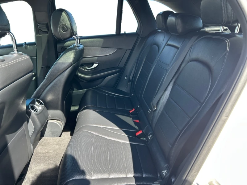 Mercedes-Benz GLC * 4MATIC 4dr 300 * CARFAX * ЦЕНА ДО БГ, снимка 13 - Автомобили и джипове - 53013193
