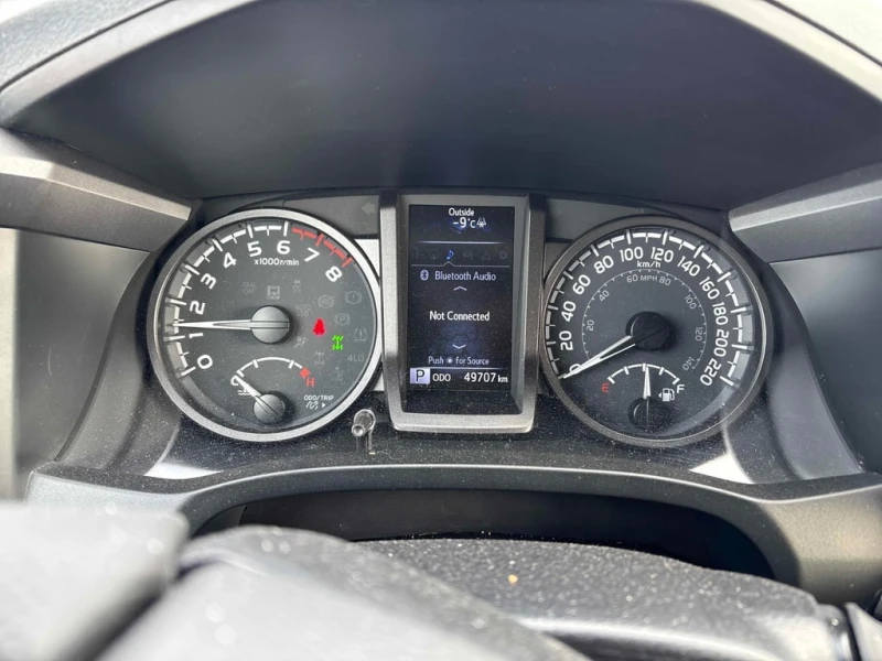 Toyota Tacoma * 4x4 Double Cab Auto * CARFAX * БЕЗ ПЪРВОНАЧАЛНА , снимка 7 - Автомобили и джипове - 53307561