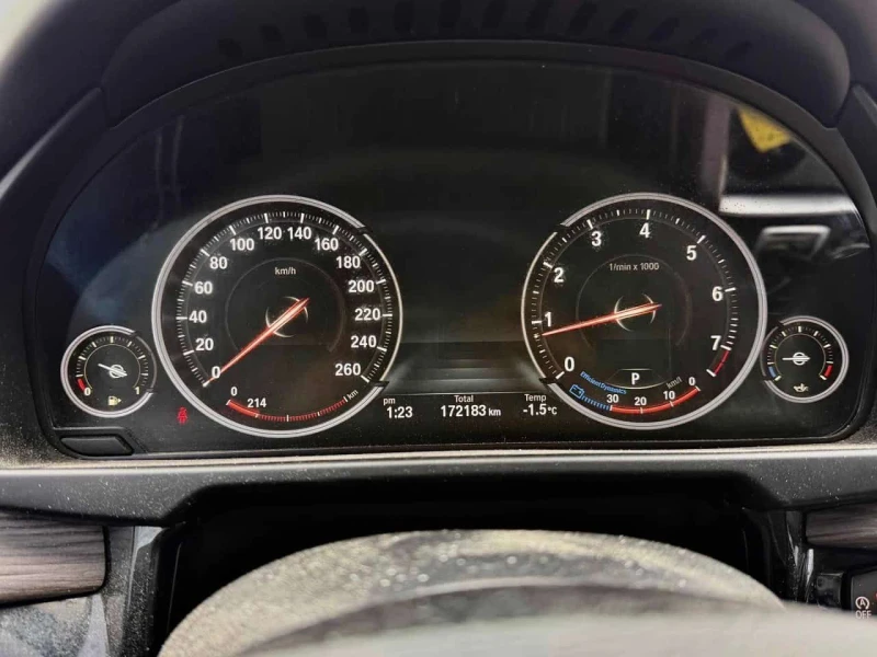BMW X5 xDrive35i * ДИГИТАЛНО ТАБЛО* HARMAN/KARDON* PANORA, снимка 8 - Автомобили и джипове - 53513627