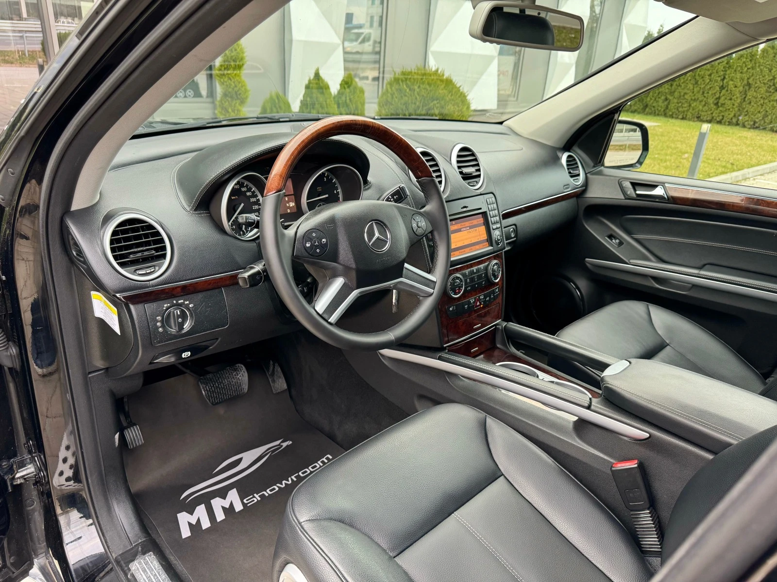 Mercedes-Benz GL 350 FACE-NAVI-ПАМЕТ-КАМЕРА-ПЕРА-ПОДГРЕВ-ЕЛ.БАГАЖНИК - изображение 9