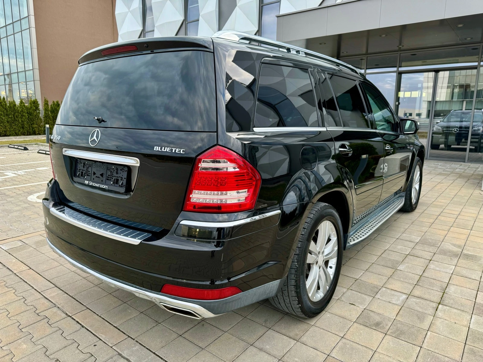 Mercedes-Benz GL 350 FACE-NAVI-ПАМЕТ-КАМЕРА-ПЕРА-ПОДГРЕВ-ЕЛ.БАГАЖНИК - изображение 5