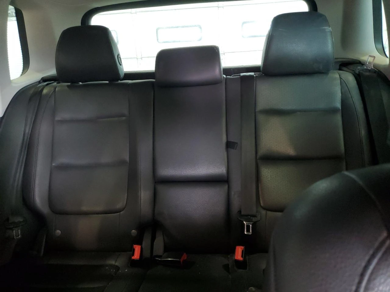 VW Tiguan 4X4* ПЕРФЕКТНА - изображение 10