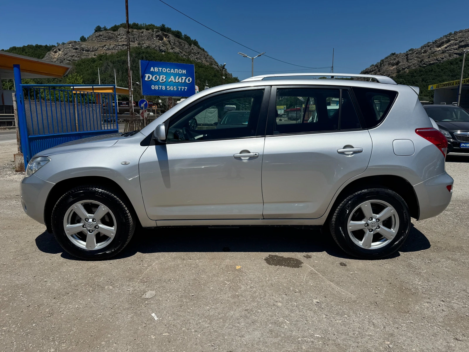 Toyota Rav4 2.2D-4D 4X4 ITALI  - изображение 3