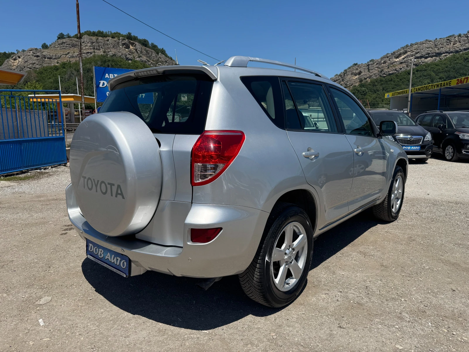 Toyota Rav4 2.2D-4D 4X4 ITALI  - изображение 6
