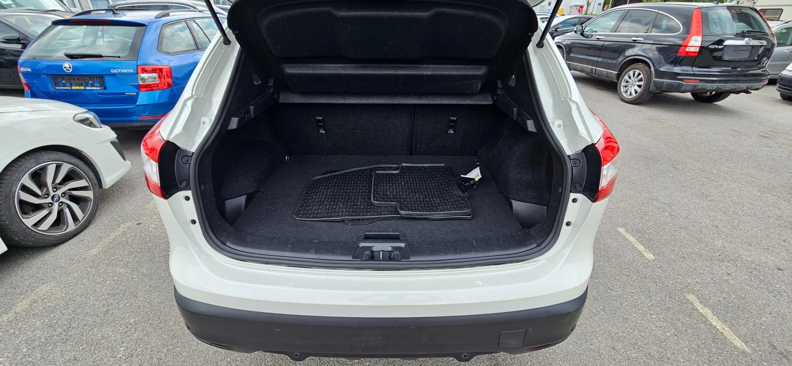 Nissan Qashqai 1.5 dCi N-Vision Panorama Navi Kamera 360 | Mobile.bg   15