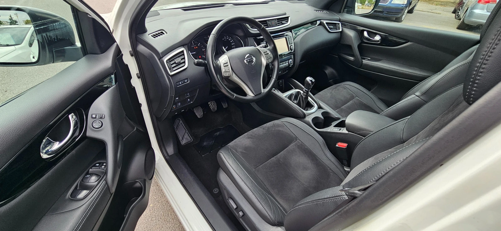 Nissan Qashqai 1.5 dCi N-Vision Panorama Navi Kamera 360 | Mobile.bg   11