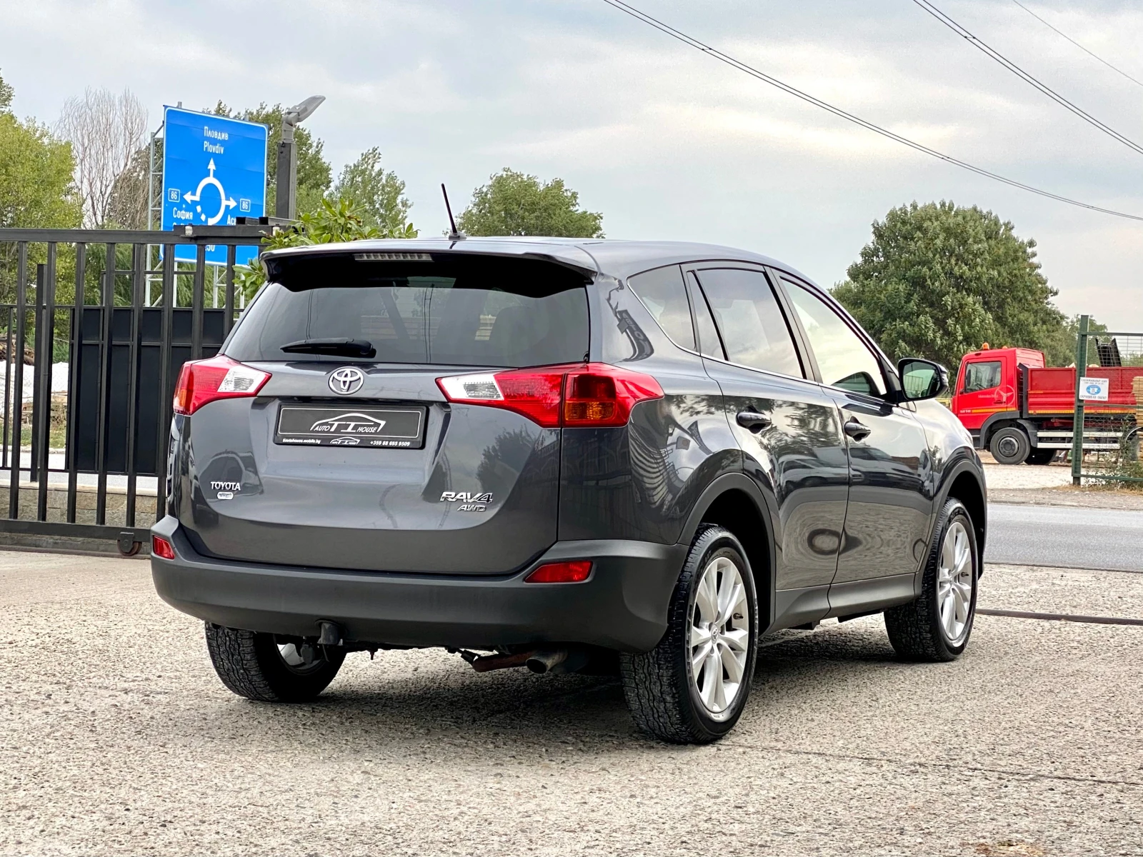 Toyota Rav4 Start Edition* 4x4* КАТО НОВА*  - изображение 2