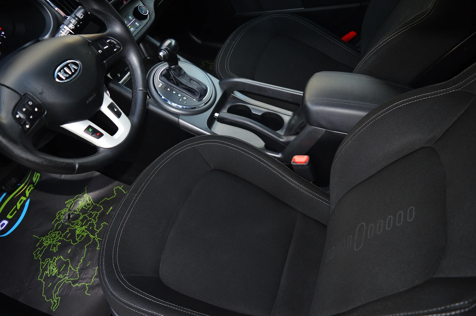 Kia Sportage 2.0i AWD AUTOMAT - ШВЕЙЦАРИЯ - изображение 7