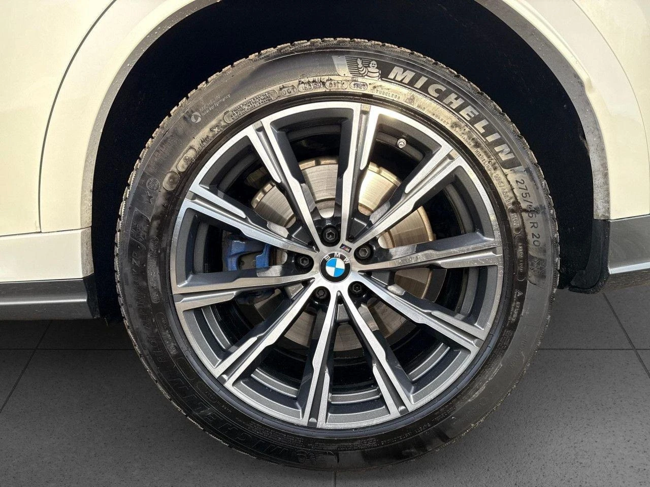 BMW X6 M60i/xDrive/B&W/PANO/HEAD UP/360/ - изображение 5