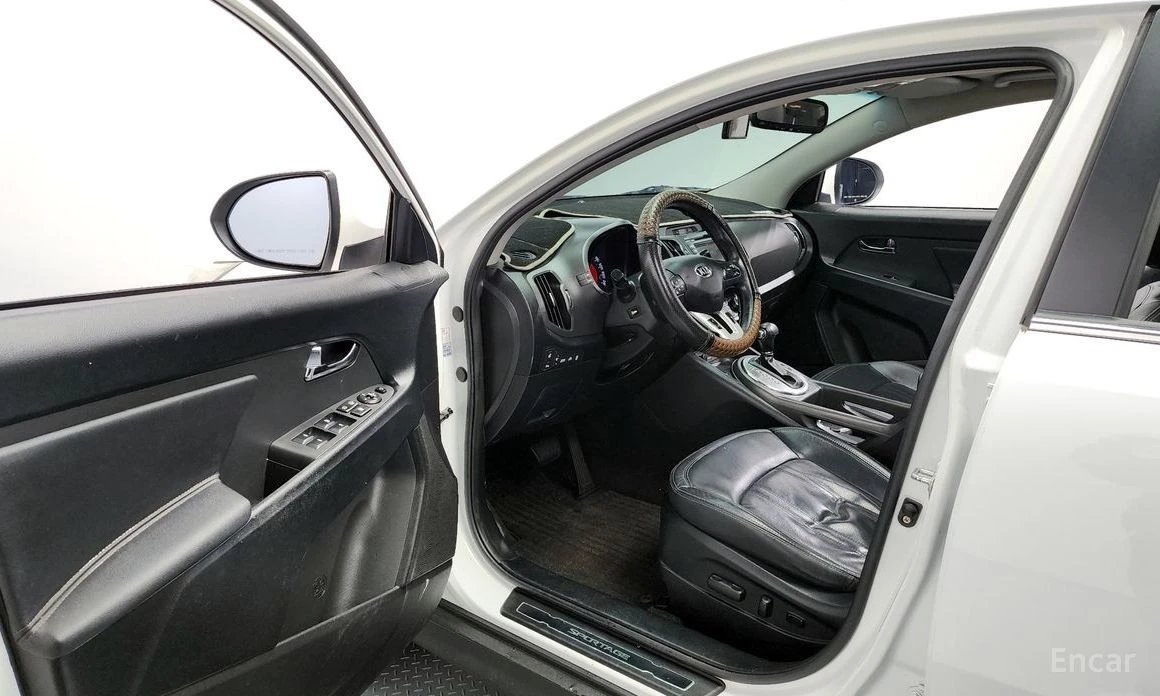Kia Sportage, снимка 10 - Автомобили и джипове - 54178182