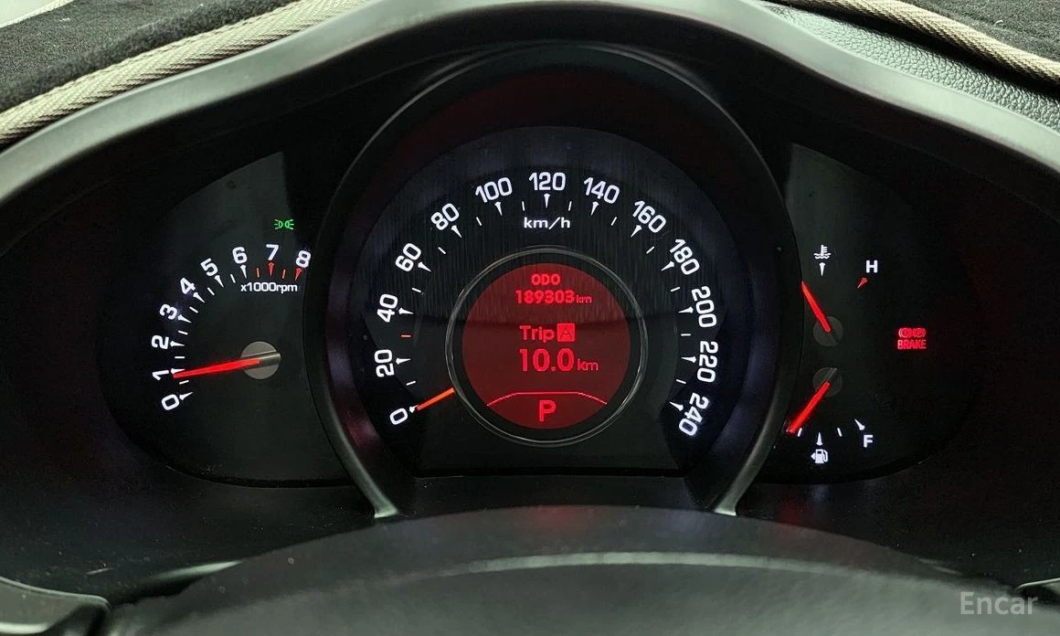 Kia Sportage, снимка 8 - Автомобили и джипове - 54178182