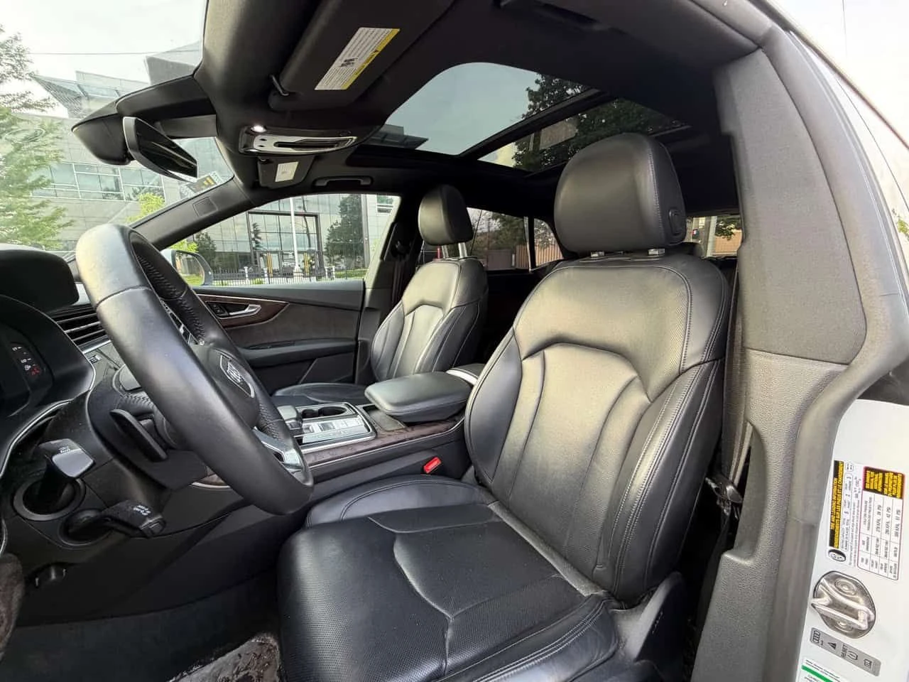 Audi Q8 * Technik * CARFAX * ЦЕНА ДО БГ, снимка 5 - Автомобили и джипове - 54902815