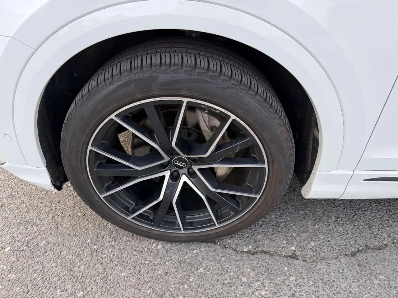 Audi Q8 * Technik * CARFAX * ЦЕНА ДО БГ, снимка 7 - Автомобили и джипове - 54902815