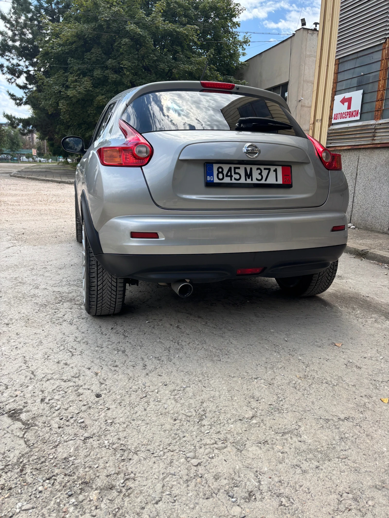 Nissan Juke, снимка 8 - Автомобили и джипове - 55886291