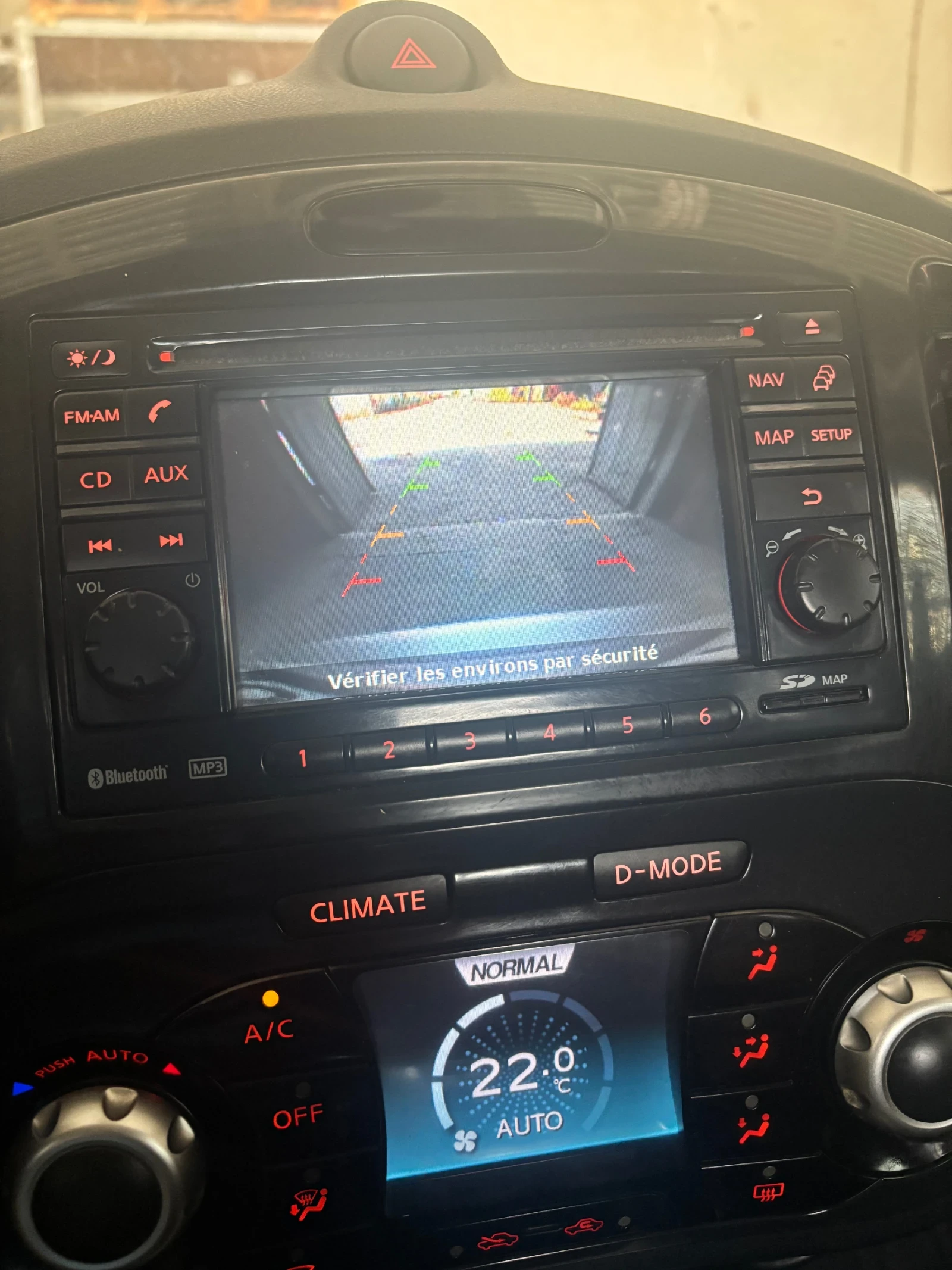 Nissan Juke, снимка 12 - Автомобили и джипове - 55886291