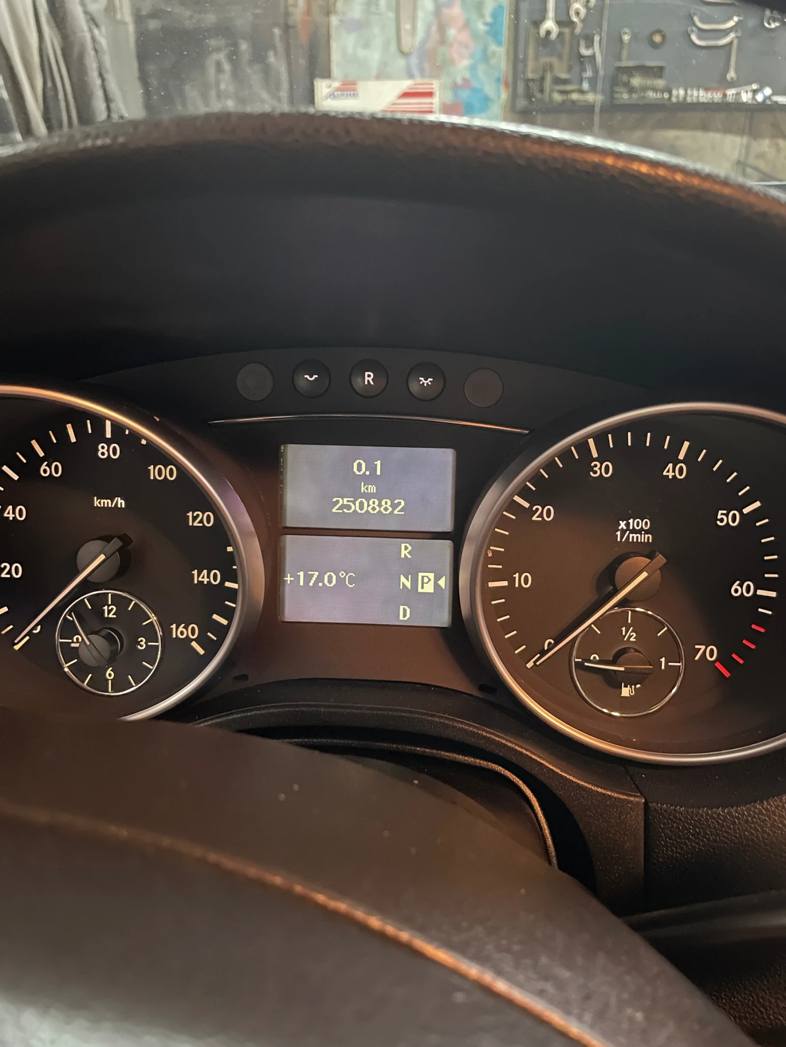 Mercedes-Benz ML 500, снимка 3 - Автомобили и джипове - 56739520