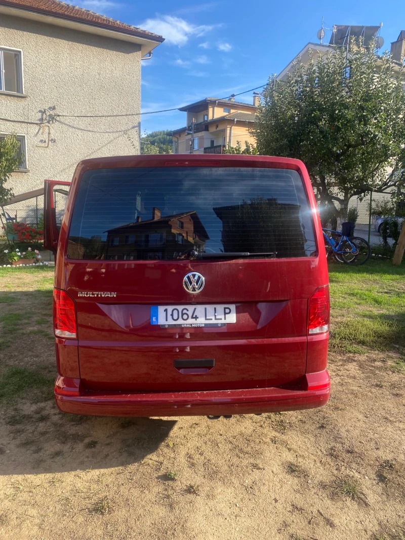 VW Multivan, снимка 8 - Бусове и автобуси - 47314828