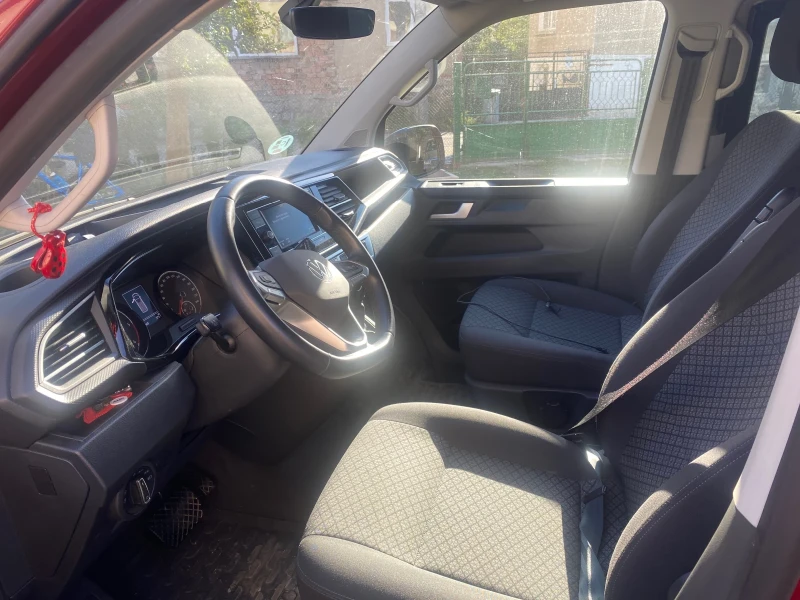 VW Multivan, снимка 12 - Бусове и автобуси - 47314828