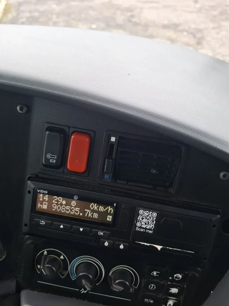 Mercedes-Benz Intouro, снимка 8 - Бусове и автобуси - 52924030