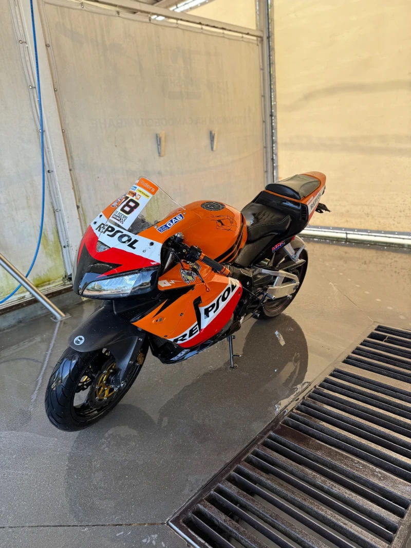 Honda Cbr 600RR, снимка 2 - Мотоциклети и мототехника - 52548935