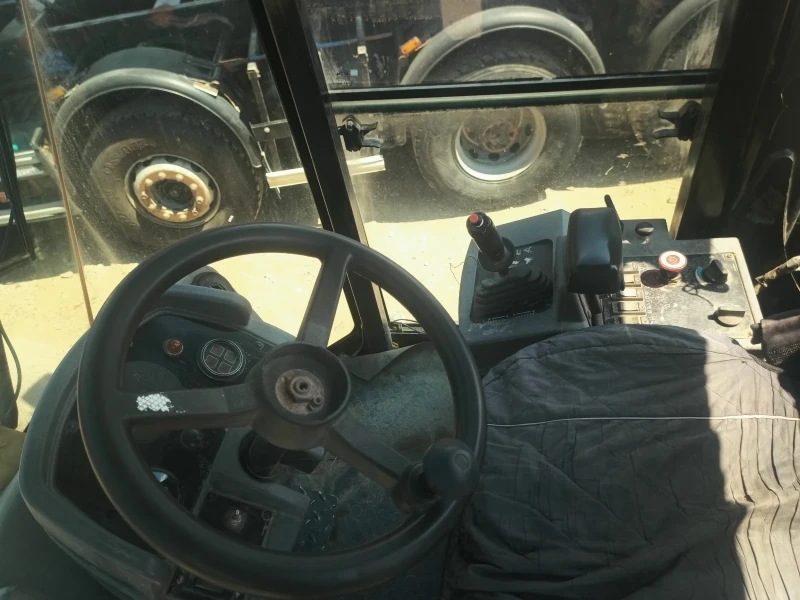 Валяк Cat CS533E, снимка 4 - Индустриална техника - 52534373