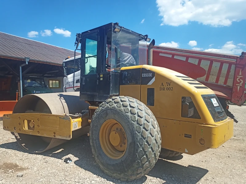 Валяк Cat CS533E, снимка 2 - Индустриална техника - 52534373