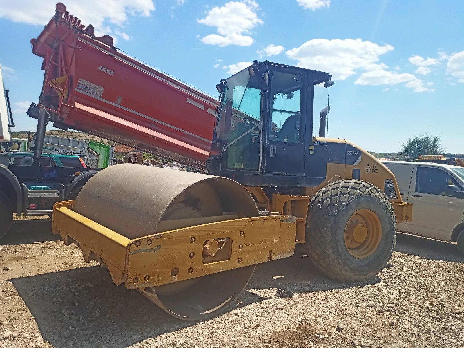 Валяк Cat CS533E, снимка 1