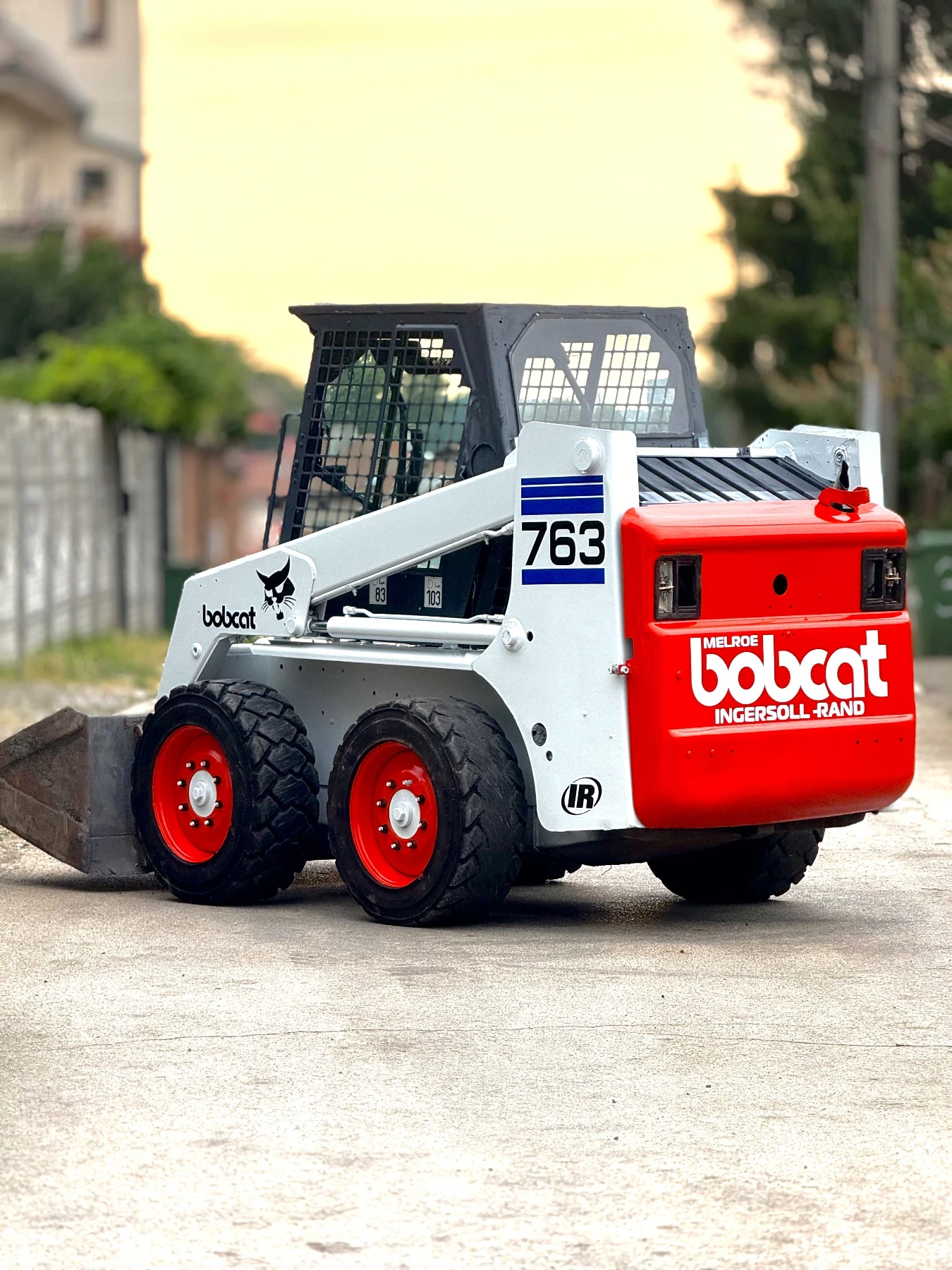 Мини челни товарачи Bobcat Bobcat 763  - изображение 4