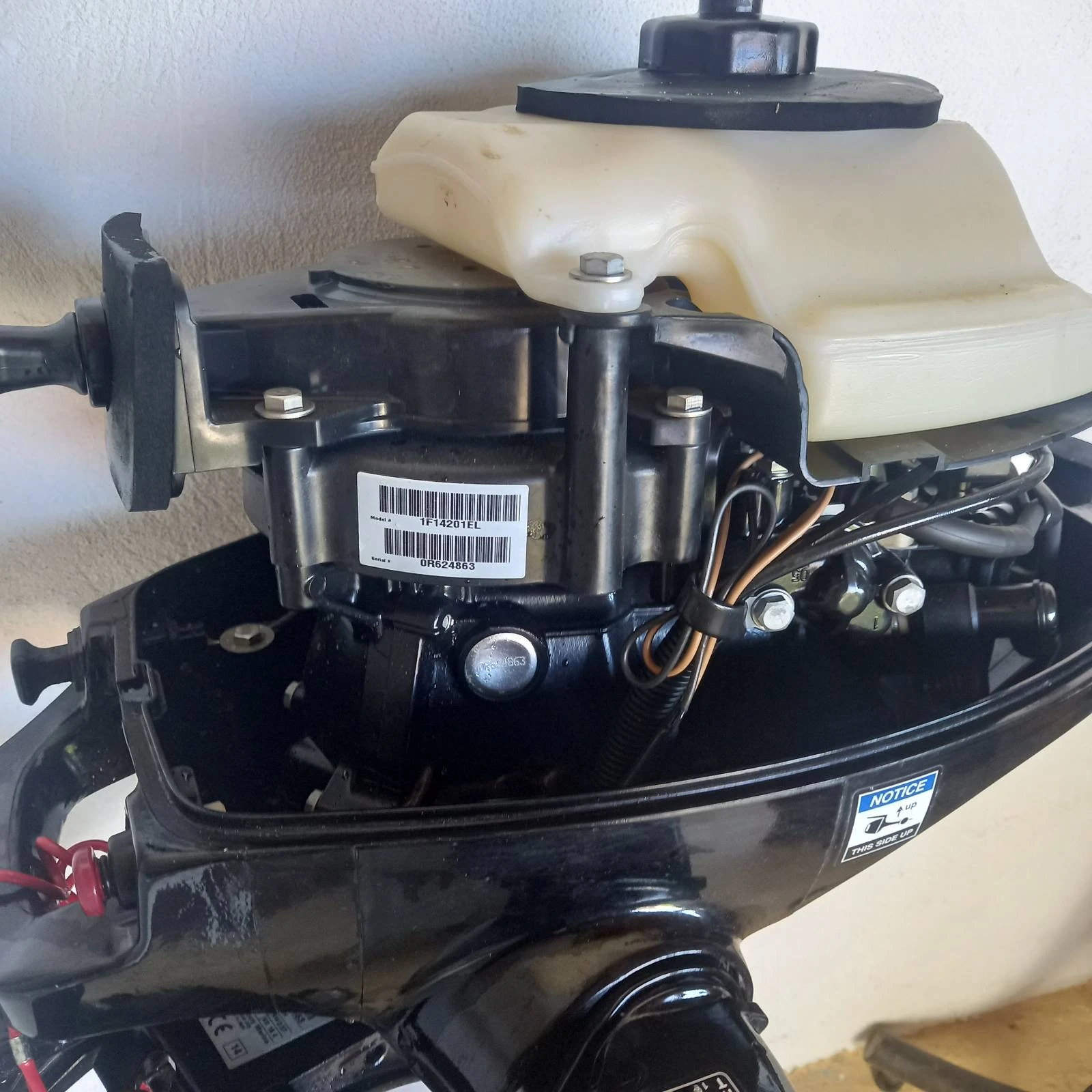 Извънбордов двигател Mercury fourstroke - изображение 7
