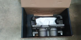 Преден десен спирачен апарат Шевролет, Кадилак, снимка 3 - Части - 52727033