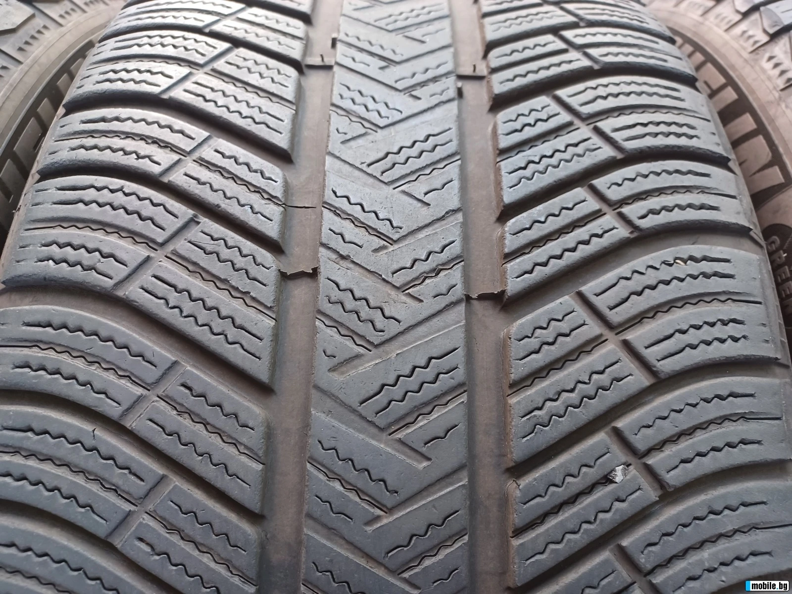  255/45R19 | Mobile.bg   2