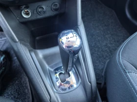 Peugeot 208 1.4HDI AVTOMAT, снимка 14