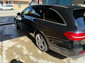 Mercedes-Benz E 200, снимка 1