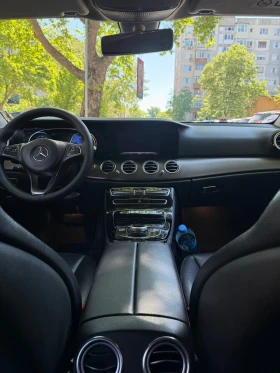 Mercedes-Benz E 200, снимка 8